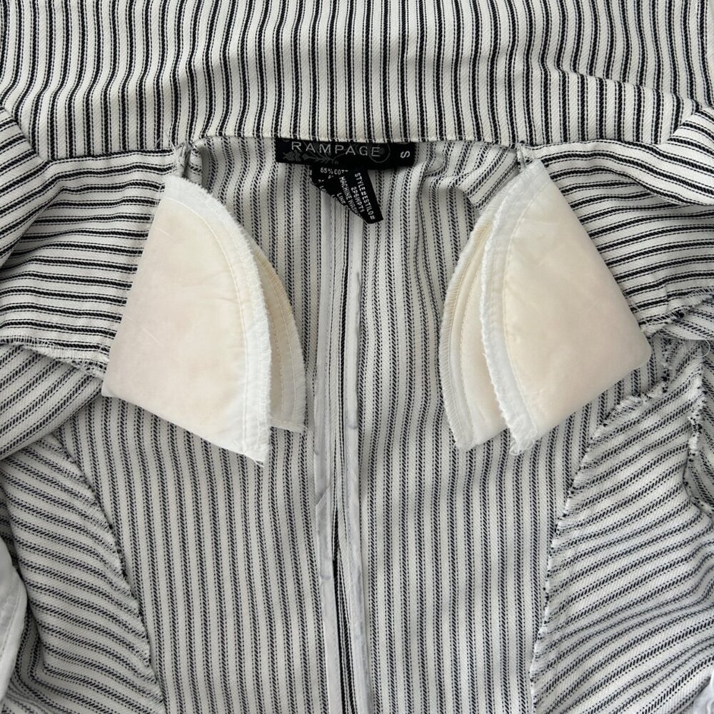 Rampage Y2K Preppy Long Sleeve Pinstripe Fitted Blazer Jacket (Small) - Picture 11 of 16